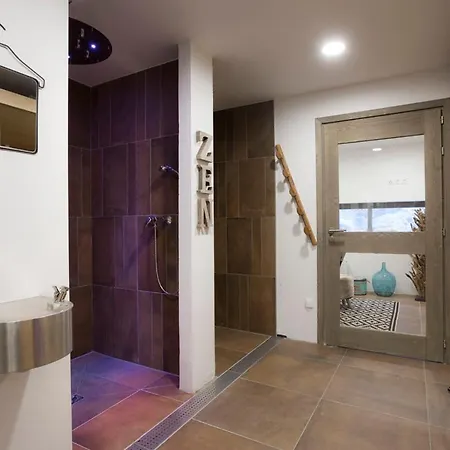 Terresens - Le Hameau De Barthélémy Aparthotel 2*