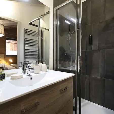 公寓式酒店 Terresens - Le Hameau De Barthelemy 2*