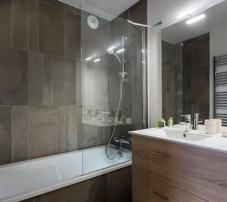 Aparthotel Terresens - Le Hameau De Barthelemy 4*